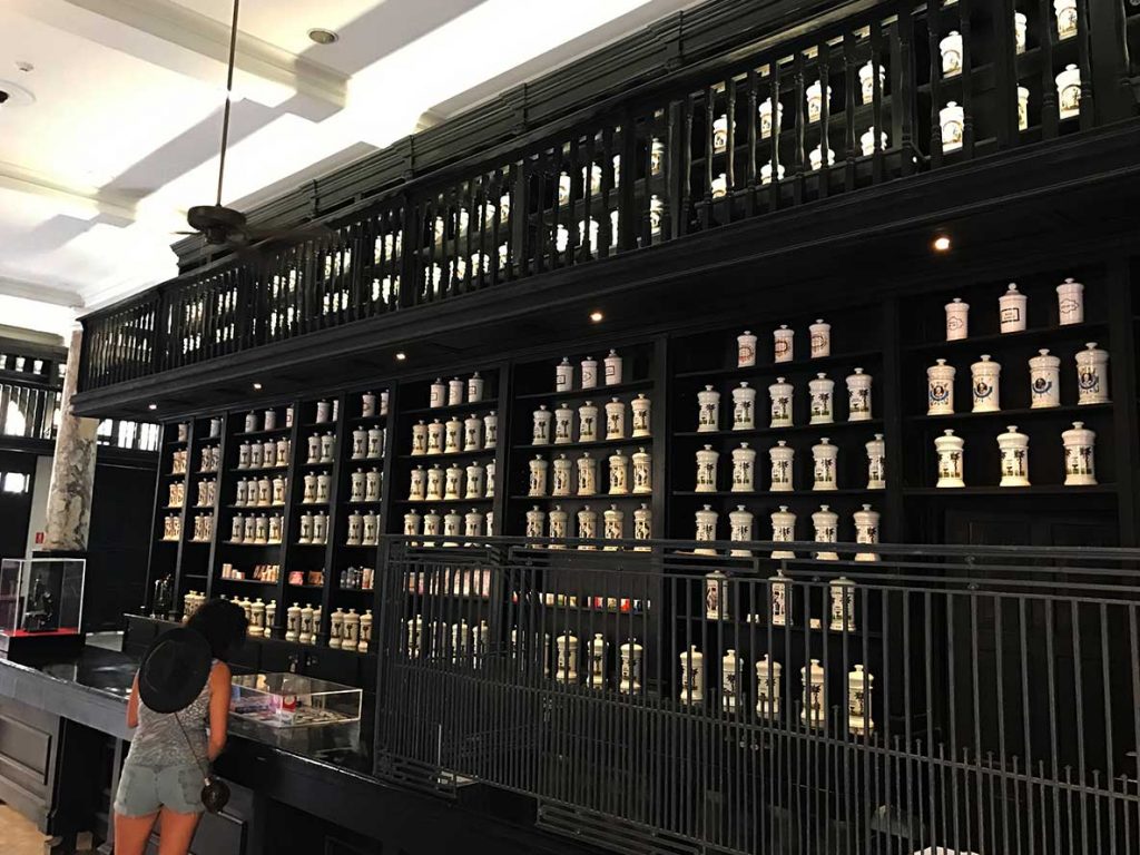 apothecary_havana